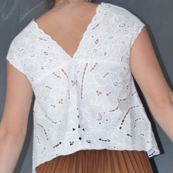 Aritzia Flower Cutout Blouse - Picture 3 of 4